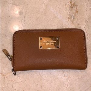 Micheal Kors wallet